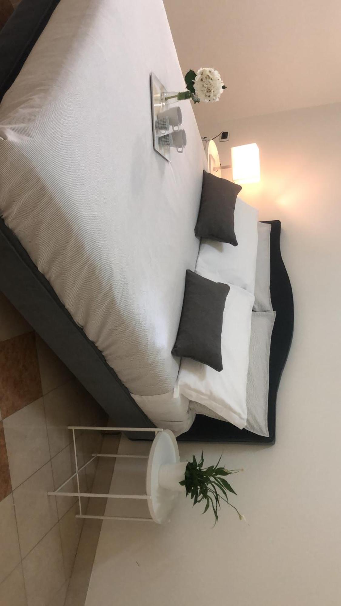 Maison Flores Deluxe Bari Buitenkant foto